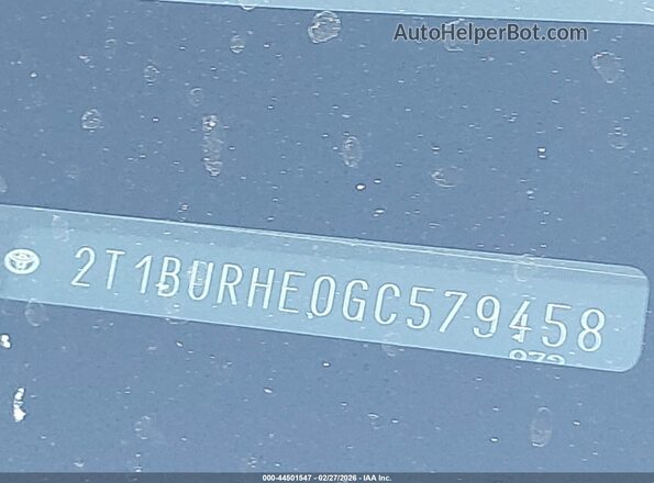 2T1BURHE0GC579458 2016 TOYOTA LL Silver 