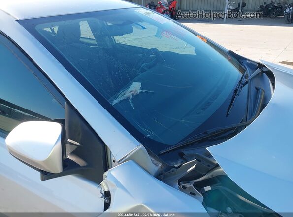 2T1BURHE0GC579458 2016 TOYOTA LL Silver 