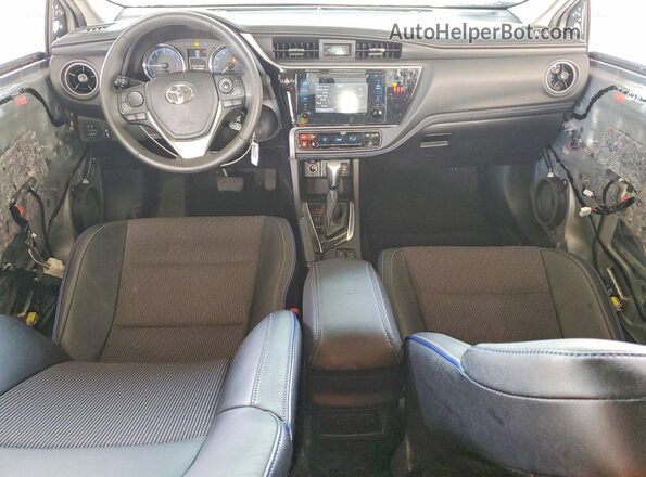 2T1BURHE3JC059083 2018 TOYOTA LL Серебряный Вид панели приборов