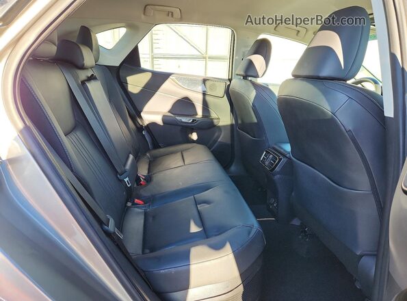 2T2AKCEZ6NC002822 2022 LEXUS NX Gray Vista interior trasera