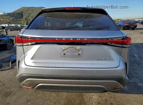 2T2BAMBA9RC047111 2024 LEXUS RX Silver უკანა ხედი
