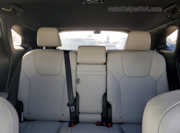 2T2BBMCA2PC008188 2023 LEXUS RX White უკანა სალონის ხედი