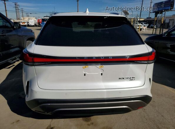 2T2BBMCA2PC008188 2023 LEXUS RX White წინა სალონის ხედი