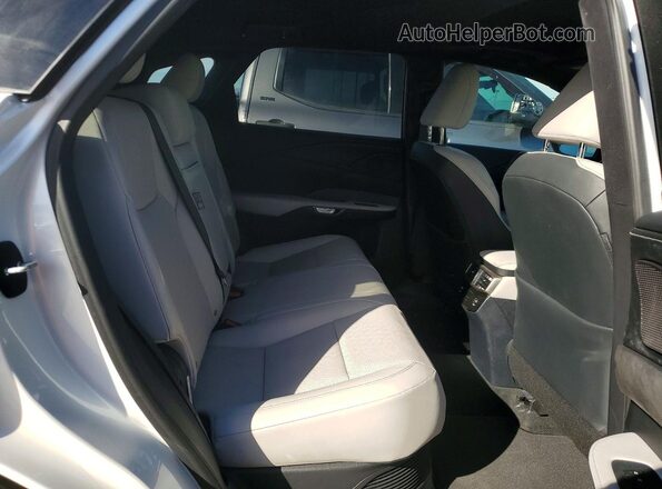 2T2BBMCA2PC008188 2023 LEXUS RX White ძრავის განყოფილების ხედი