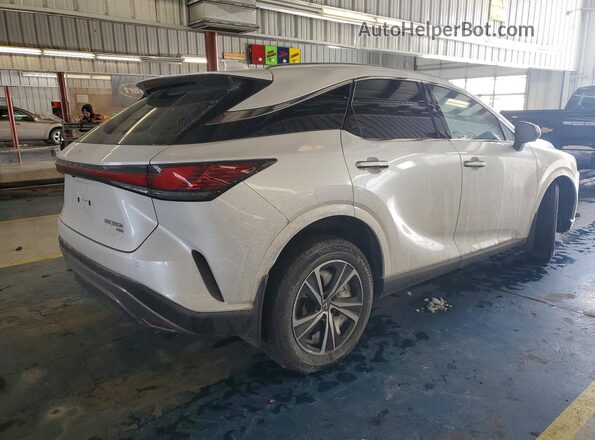 2T2BBMCA3RC059332 2024 LEXUS RX White Задня права чверть