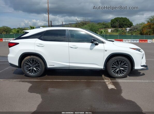2T2BGMCA6JC022572 2018 LEXUS RX 450H White 