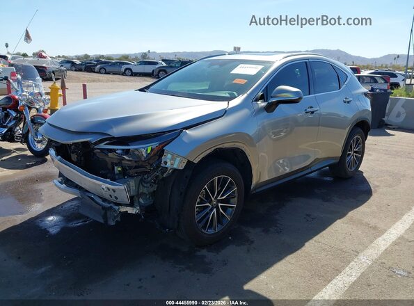 2T2GDCAZ1SC020621 2025 LEXUS NX 250 Gray Vista tres cuartos delantera izquierda