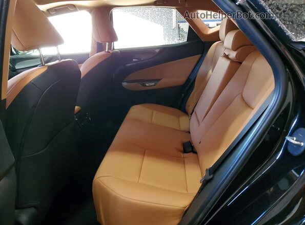 2T2GGCEZ0TC106442 2026 LEXUS NX Black Rear interior view
