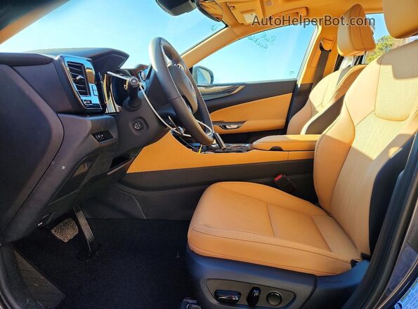 2T2GGCEZ1TC094821 2026 LEXUS NX Серый Вид салона спереди