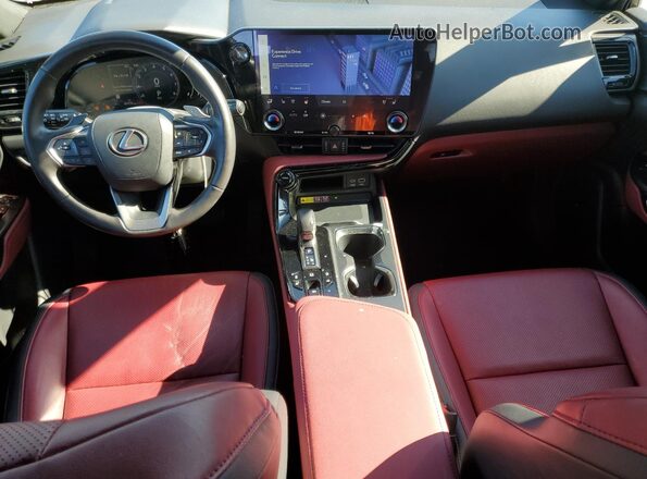 2T2GGCEZ5RC037904 2024 LEXUS NX Gray Widok deski rozdzielczej