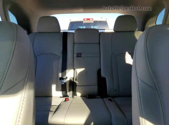 2T2HGMDA1MC069232 2021 LEXUS RX Silver Widok tylnych siedzeń