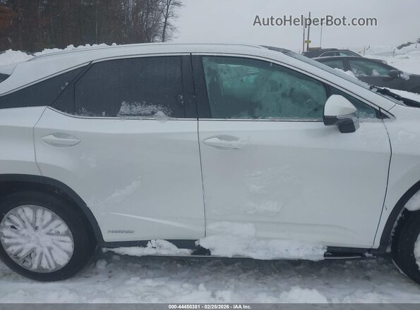 2T2JGMDA0NC084209 2022 LEXUS RX 450H Белый Вид задней части салона
