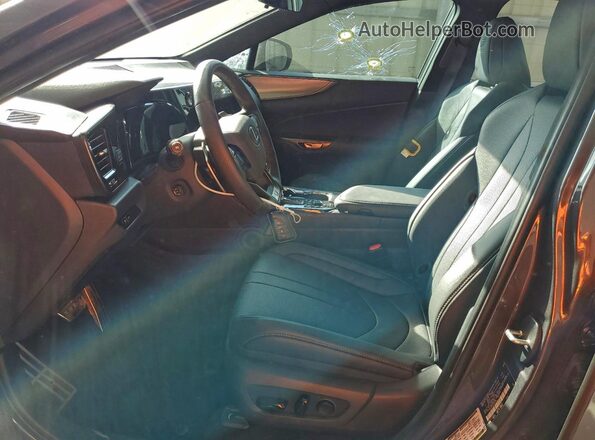 2T2KGCEZ0TC097316 2026 LEXUS NX Серый Вид салона спереди
