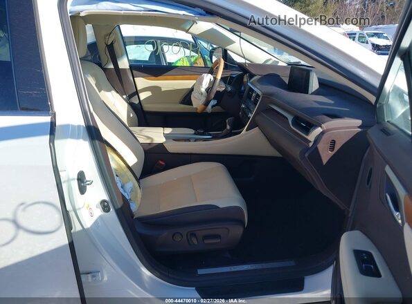 2T2ZZMCA9JC102490 2018 LEXUS RX 350 Белый Вид салона спереди