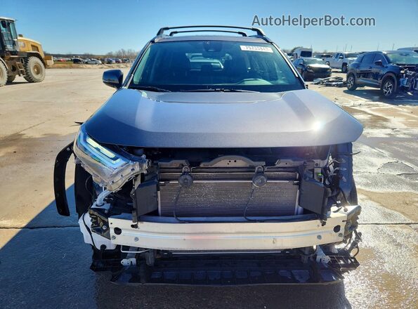 2T3C1RFV1RW330157 2024 TOYOTA LE Gray Вид спереду