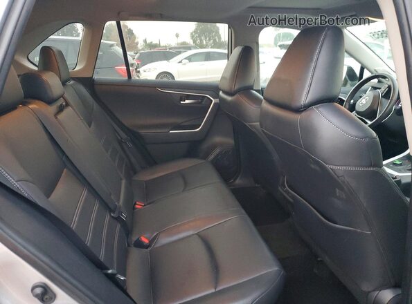 2T3DWRFV7KW038170 2019 TOYOTA LIMITED Silver 