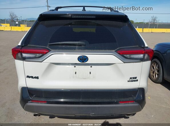 2T3E6RFV7MW004494 2021 TOYOTA RAV4 HYBRID White 