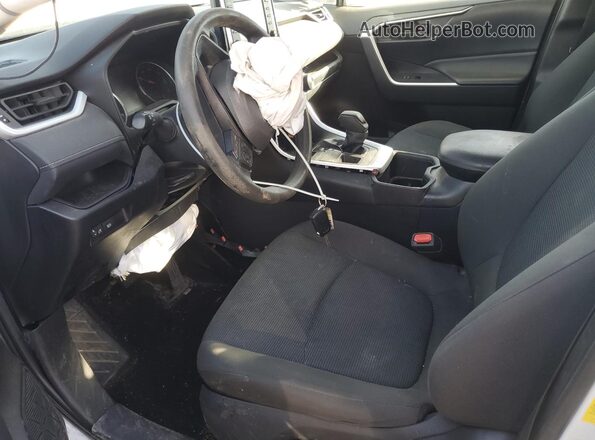 2T3F1RFV8NW270725 2022 TOYOTA LE Белый Вид салона спереди