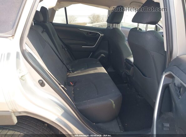 2T3H1RFV1KW017668 2019 TOYOTA LE Silver 