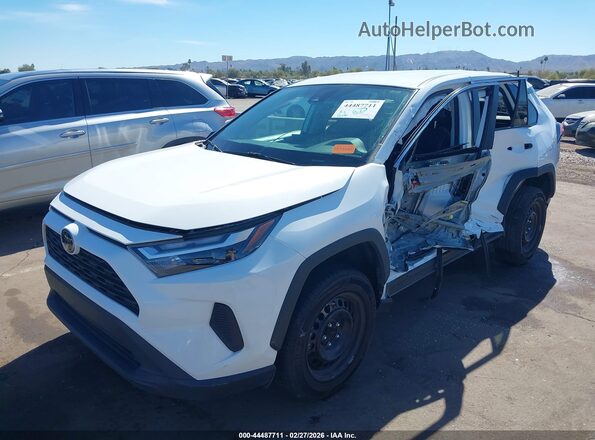2T3H1RFV8RC268733 2024 TOYOTA LE White Przód lewy