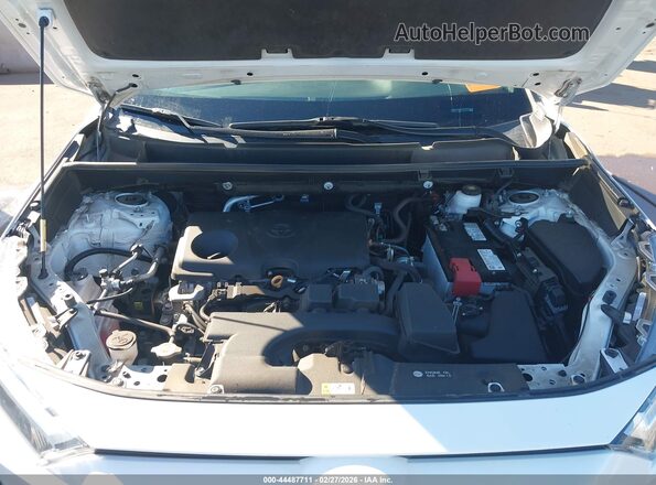 2T3H1RFV8RC268733 2024 TOYOTA LE White Widok z tyłu