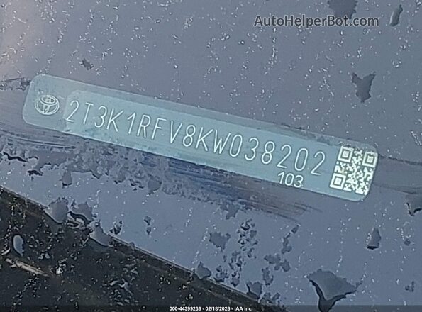 2T3K1RFV8KW038202 2019 TOYOTA LE Gray ძრავის განყოფილების ხედი