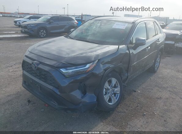 2T3MWRFV8RW247282 2024 TOYOTA LE Gray Vista tres cuartos delantera izquierda