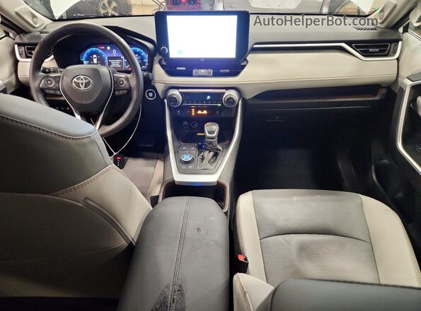 2T3N1RFVXRW450614 2024 TOYOTA LIMITED White Widok deski rozdzielczej