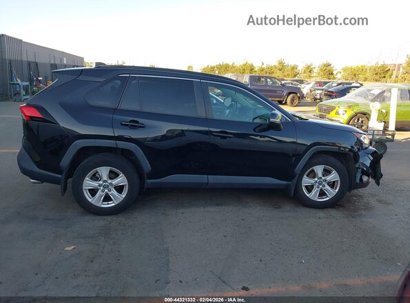 2T3P1RFV3KW066706 2019 TOYOTA LE Black Սալոնի հետևի տեսք