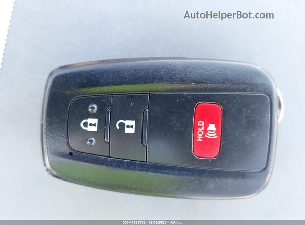 2T3P1RFV3KW066706 2019 TOYOTA LE Black Առջևի վահանակի տեսք