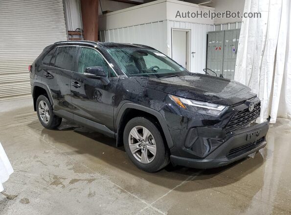 2T3P1RFV3PW354815 2023 TOYOTA LE Black Front right