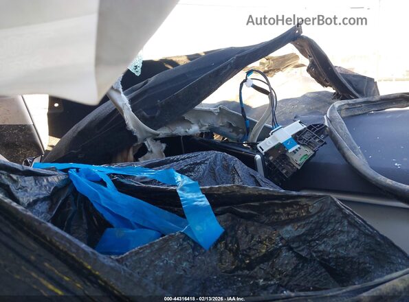 2T3P1RFV4SW614714 2025 TOYOTA LE Black Սալոնի դիմացի տեսք