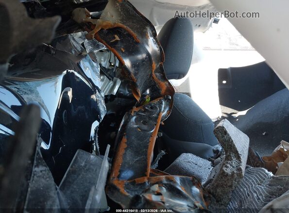 2T3P1RFV4SW614714 2025 TOYOTA LE Black VIN կոդի պիտակի տեսք