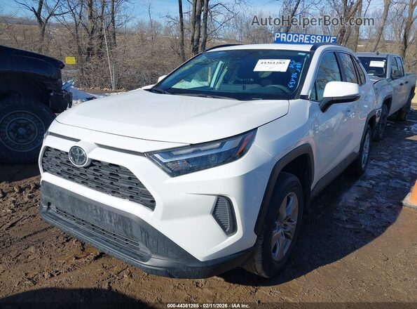 2T3P1RFV5PC330520 2023 TOYOTA LE White წინა მარცხენა ხედი სამი მეოთხედიდან