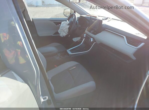2T3P1RFVXMW229497 2021 TOYOTA LE Зеленый Вид салона спереди