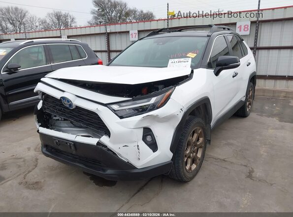 2T3UWRFV3RW215209 2024 TOYOTA RAV4 HYBRID Белый Передняя левая четверть