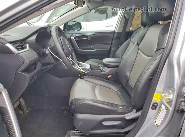 2T3W1RFV1KW021274 2019 TOYOTA LE Silver 