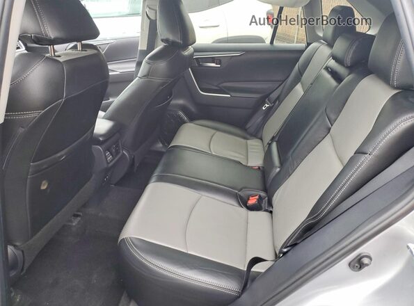 2T3W1RFV1KW021274 2019 TOYOTA LE Silver 
