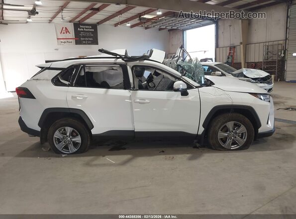 2T3W1RFV5RW360372 2024 TOYOTA LE White Սարքավորումների վահանակի տեսք