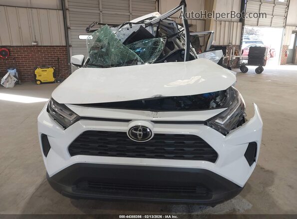 2T3W1RFV5RW360372 2024 TOYOTA LE White Առջևի վահանակի տեսք