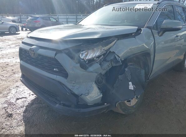 2T3W1RFV7KW031016 2019 TOYOTA LE Зеленый Вид спереди