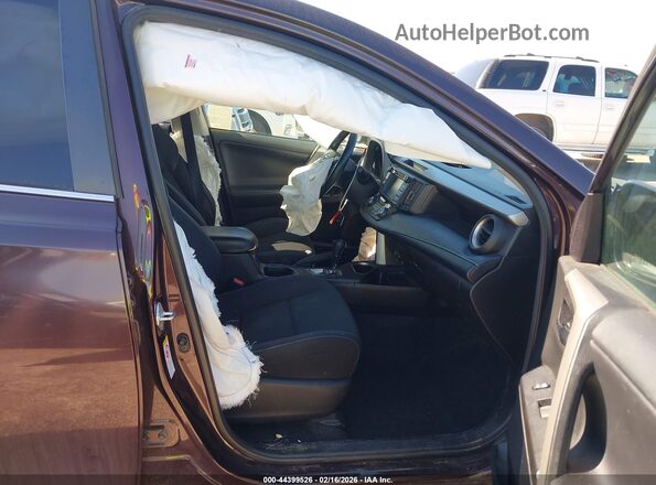 2T3WFREV4JW458543 2018 TOYOTA LE Burgundy წინა სალონის ხედი