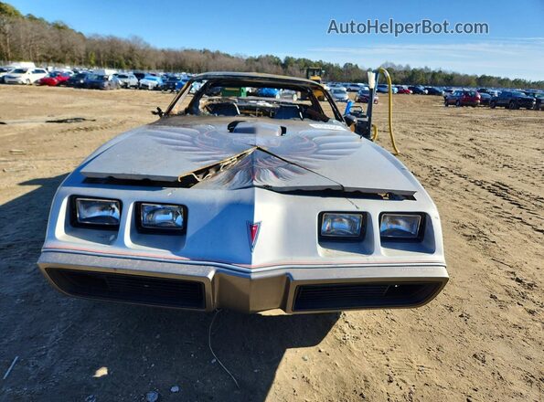 2X87K9N155795 1979 PONTIAC FIREBIRD Серебряный 