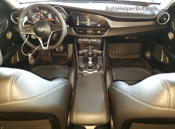 ZARFAEEN3H7530089 2017 ALFA ROMEO GIULIA Blue Widok zestawu wskaźników