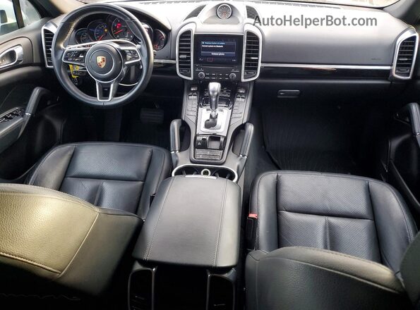WP1AA2A2XJKA05577 2018 PORSCHE CAYENNE White 