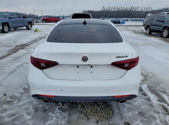 ZARFAMAN3M7649027 2021 ALFA ROMEO GIULIA White Вид салону спереду