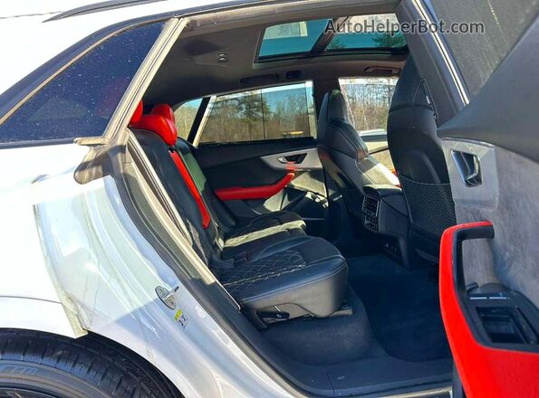 WA1CWBF1XMD021700 2021 AUDI SQ8 White Սալոնի դիմացի տեսք