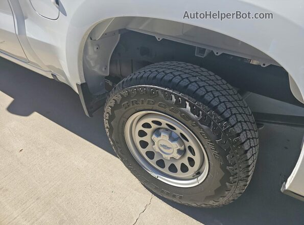 2GCUDAED6R1241005 2024 CHEVROLET SILVERADO Белый Вид подкапотного пространства