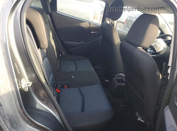 3MYDLBYV2JY323382 2018 TOYOTA YARIS Gray 