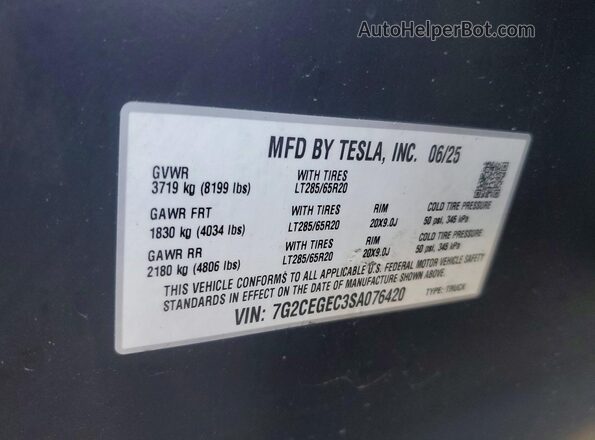 7G2CEGEC3SA076420 2025 TESLA CYBERTRUCK Silver VIN կոդի պիտակի տեսք